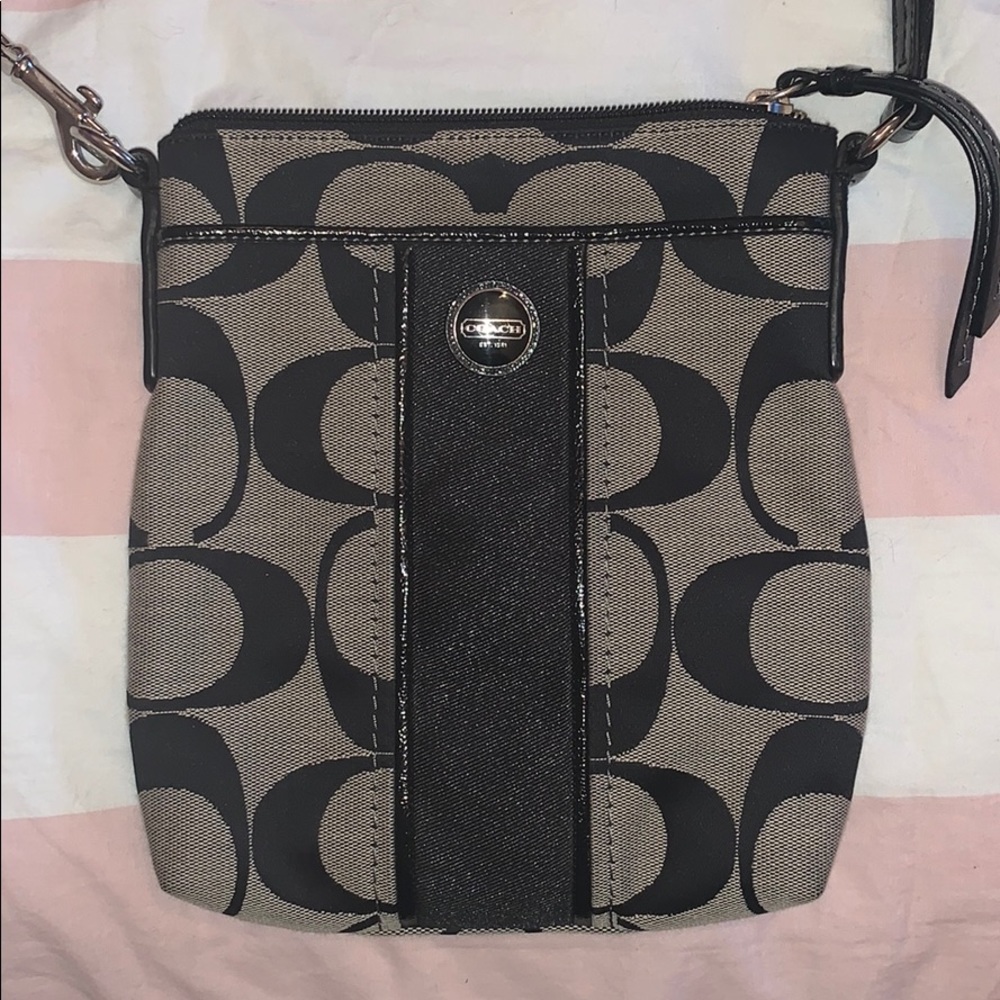 Coach Crossbody Purse - Picture 2 of 8